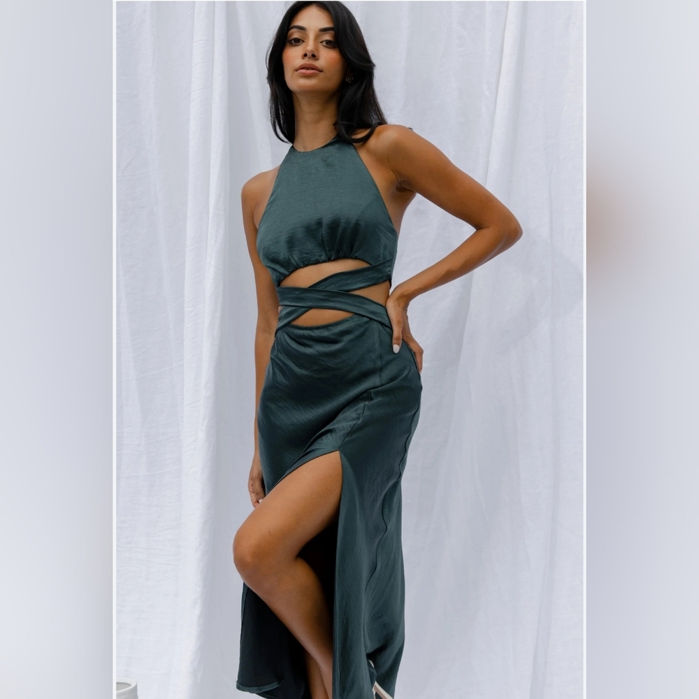 SELFIE LESLIE SOCIAL BUTTERFLY CUT-OUT WAIST MIDI DRESS JADE